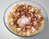 Foto del paso 2 de la receta: Ensalada fresca de apio, manzanas y nueces
