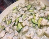 Tejszínes csirkemell cukkinivel 🐔 recept fázis 3 fotója