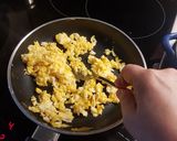 Foto del paso 6 de la receta: Huevos Revueltos con Frijol Chino