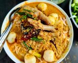 รูปขั้นตอนการทำที่ 4 ของ น้ำยาขนมจีนกะทิตีนไก่ลูกชิ้นปลา