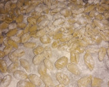 Foto del paso 3 de la receta: Ñoquis de harina a la Boloñesa