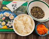 Hình bước làm 1 của món Sushi
