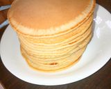 A picture of step 5 of Pancakes.