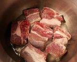 Foto del paso 3 de la receta Costillar de ternera con champiñones a las siete especias libanesas