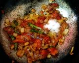 A picture of step 12 of Kerala kadala curry.
