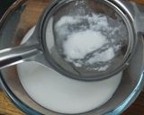 तिखुर नारियल की बर्फी रेसिपी चरण 2 फोटो