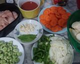 Foto del paso 2 de la receta: Pollo a la portuguesa con habas