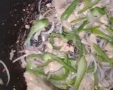 A picture of step 2 of Shawarma sandwich.