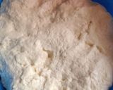A picture of step 1 of Halwa pori.