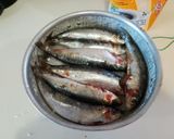 Foto del paso 1 de la receta: Torradas con "anchoas de sardina"