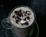 ओरिओ मिल्क शेक (oreo milk shake recipe in Hindi) रेसिपी चरण 5 फोटो