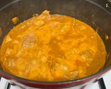 Foto langkah ke 5 dari resep Holly's fav: Chicken Tikka Masala pake kismis, gurih, wangi, kids friendly.