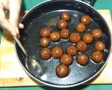 ব্রিটানিয়া বিস্কুটের পান্তুয়া (biscuiter pantua recipe in bengali) রেসিপির ধাপ 7 ছবি