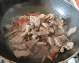 Foto del paso 2 de la receta: Lomo saltado