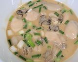 A picture of step 3 of Soft Oyster Omelet (Restaurant Style).