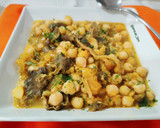 Foto del paso 7 de la receta: Potaje de garbanzos con calabaza y angula de monte silvestre