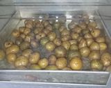 Foto langkah ke 4 dari resep Baked Baby Potatoes (With Oven Tangkring).