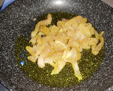 Foto del paso 2 de la receta: Mix de pechuga de pollo y filete de pescado