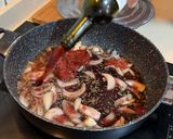 Foto del paso 3 de la receta: Ternera con Tomillo y Aceitunas