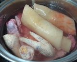 A picture of step 1 of Xiao Long Bao (Gelatin Preparation).
