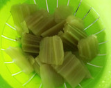 Foto del paso 4 de la receta: Cardo con rebozuelos y salsa de almendras