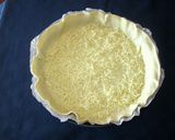 Foto del passaggio 3 della ricetta Torta salata con fiori di zucca taleggio e cotto