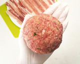 Foto del paso 2 de la receta: Hamburguesa de ternera rellena de queso azul