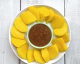 Foto langkah ke 3 dari resep Rujak Ulek Mangga.