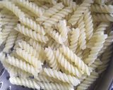 A picture of step 2 of Indian style pasta.