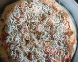 Foto langkah ke 4 dari resep Pizza sosis bakar.