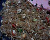 Foto langkah ke 4 dari resep Bihun Goreng Simple.