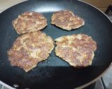 A picture of step 2 of Chatpata Chapli burger.