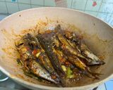 Foto langkah ke 3 dari resep Ikan salem masak saus tomat.
