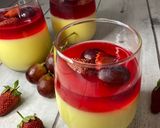 صورة لخطوة 2 من وصفة حلوى الكاستر مع الجيلي والفواكه 🍇🍓