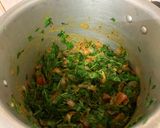 A picture of step 5 of Aloo Methi gravy !!.