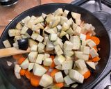 Une image de l'étape 10 de Sauté de légumes en sucré salé, aubergine et carottes aux champignons.