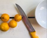 Hình bước làm 2 của món Trà sen tắc mật ong