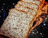 A picture of step 5 of Cotswold Flour 8 Grain Loaf.