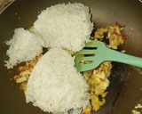 Foto langkah ke 3 dari resep Nasi Goreng Terasi Bumbu Iris.