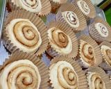 Foto langkah ke 7 dari resep Sourdough Cinnamon Roll ide jualan makanan sehat.