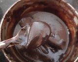 A picture of step 3 of Casata cup cake.