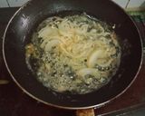 Foto langkah ke 4 dari resep Kakap Goreng Tepung Saos Asam Manis.