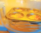 รูปขั้นตอนการทำที่ 5 ของ Egg muffin ไข่อบ เมนูอาหารเช้าง่ายๆ จากหม้ออบลมร้อน ในเวลาเร่งรีบ