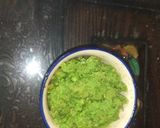 A picture of step 3 of Hari matar ki kachori.