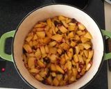 A picture of step 1 of California Farm Peach Golden Jam.
