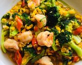 Foto langkah ke 3 dari resep Tumis Udang Jagung Brokoli.