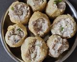 A picture of step 2 of Steamed Beancurd Ball with Minced Fish and Tofu.