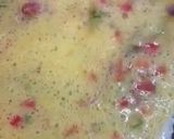 A picture of step 3 of 10 mins Hara lehsan Omelette (green garlic omelette).