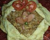 Foto langkah ke 4 dari resep Nasi goreng selimut ala akuh.