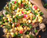 Foto del paso 4 de la receta: Pollito con champiñones y Verduras